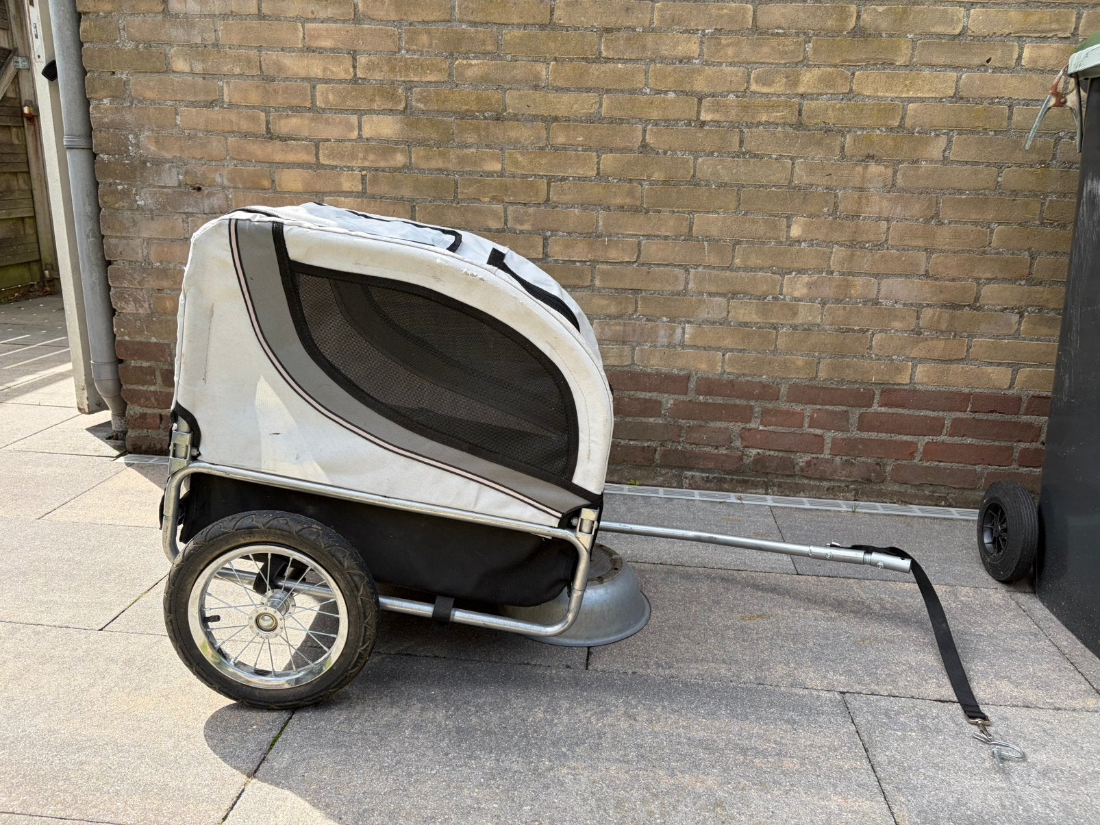 Hondenfietskat, Fietsen en Brommers, Fietsaccessoires | Aanhangers en Karren, Ophalen, Gebruikt, Hondenkar
