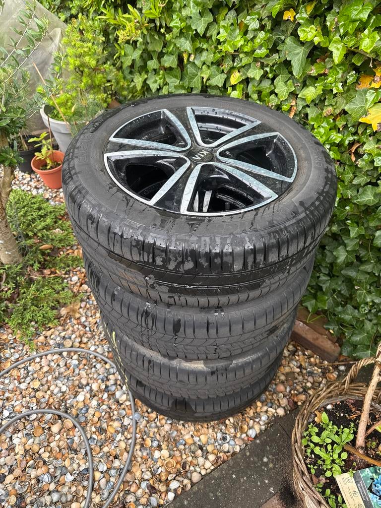 205/55R16 zomerbanden met lichtmetalen velgen, Auto-onderdelen, Banden en Velgen, Ophalen, Gebruikt, 16 inch, Info@kia-europe.com