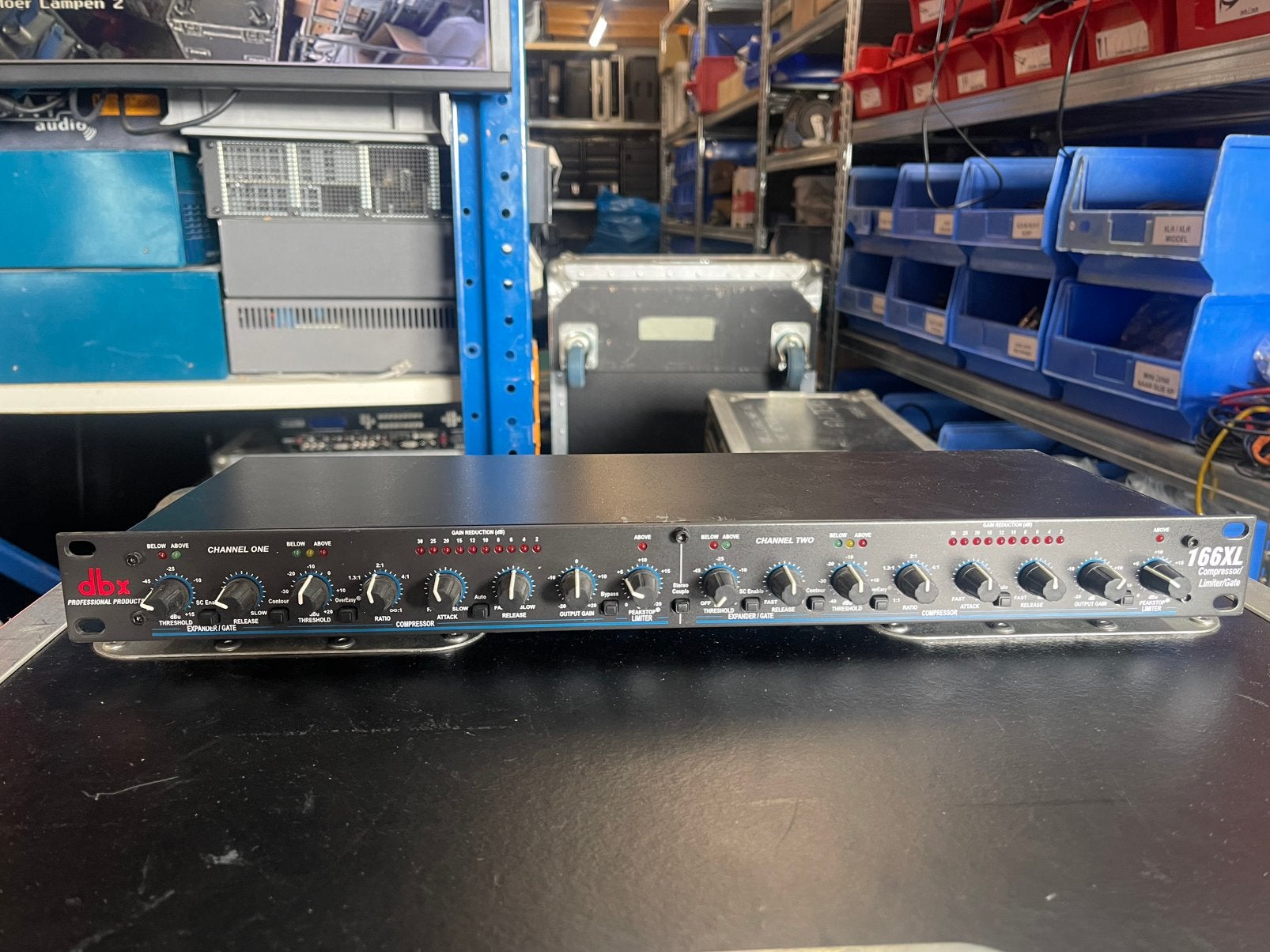 DBX. 166XL Compressor / Limiter / Gate is echt ZGAN top, Muziek en Instrumenten, Effecten, Ophalen, Zo goed als nieuw, Compressor