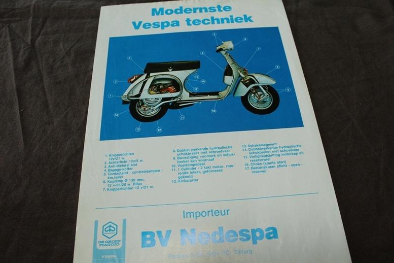 Vespa P80 P150 P200 E scooter verkoop folder, Ophalen of Verzenden, Overige merken