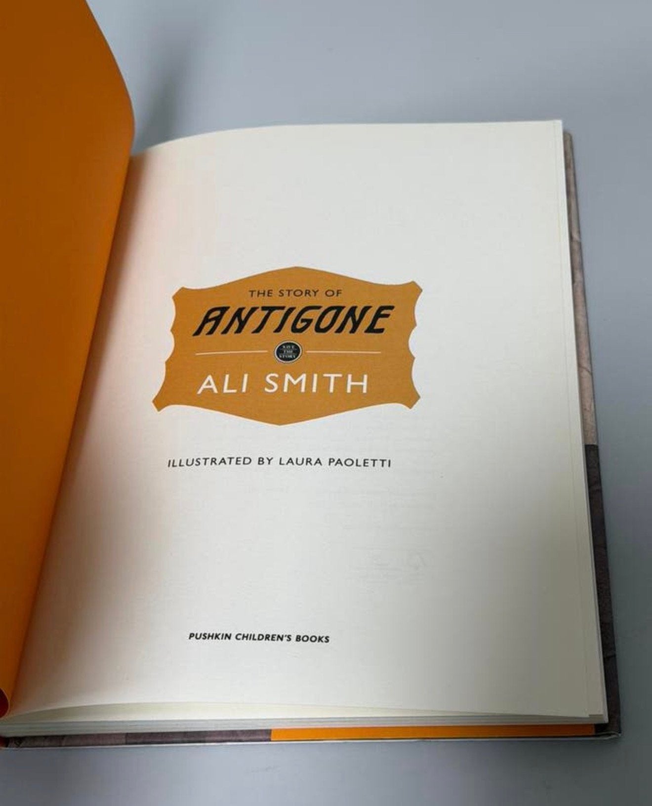 The Story of Antigone Ali Smith Hardcover Boek in het Engels, Ophalen of Verzenden, Zo goed als nieuw