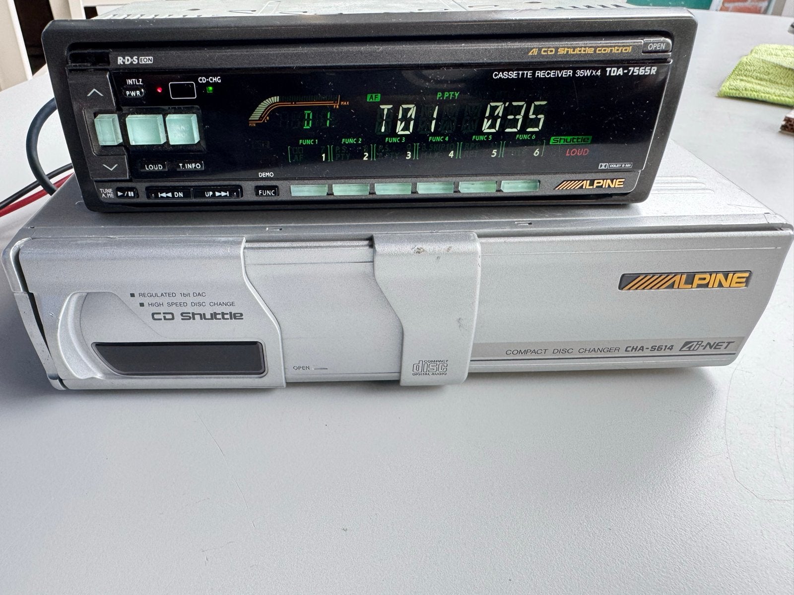Alpine TDA-7565R Cassette Receiver met CHA-S614 CD-wisselaar, Auto diversen, Ophalen of Verzenden, Zo goed als nieuw