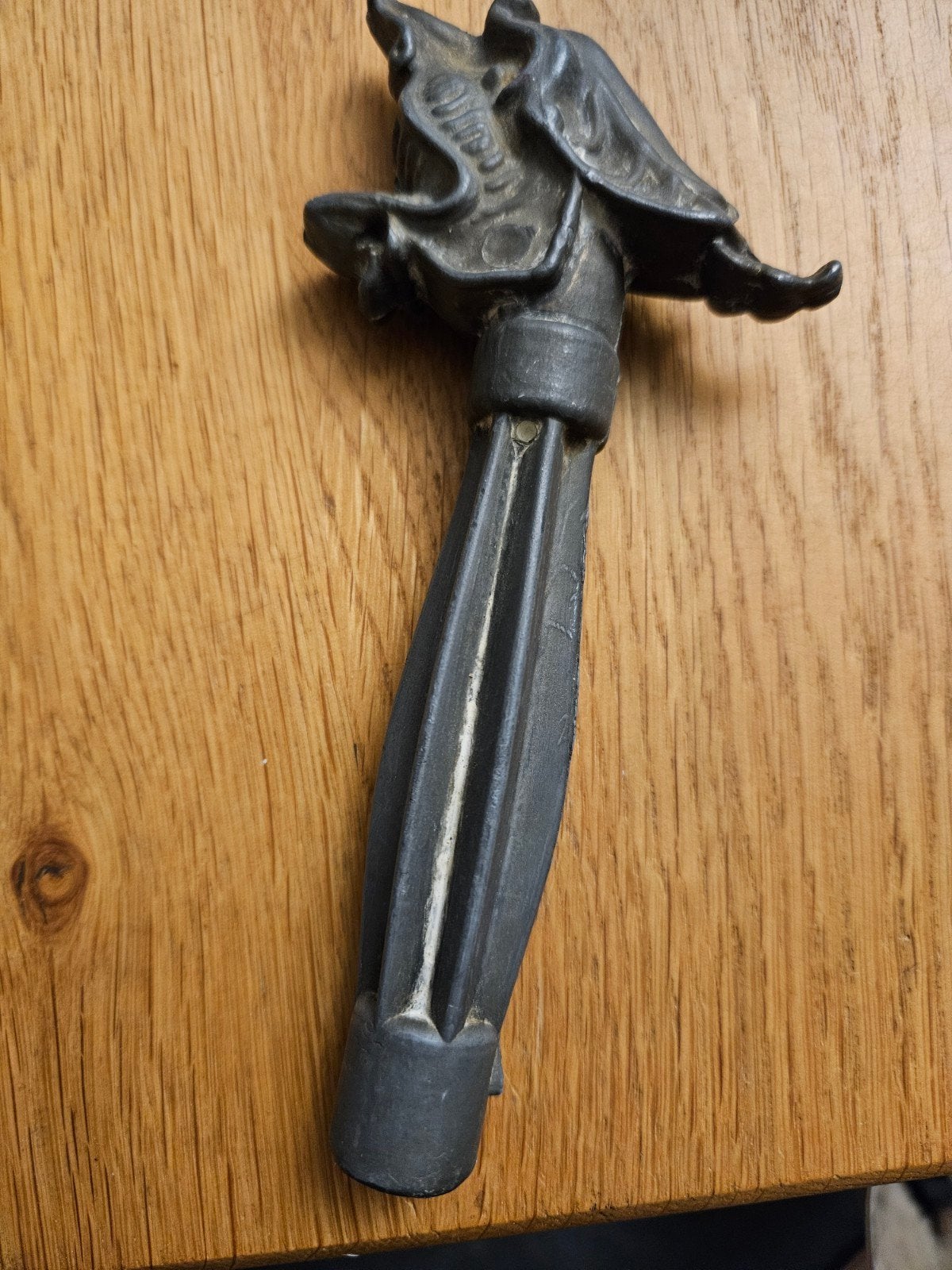 Antieke metalen handgreep met drakenkop, Ophalen of Verzenden