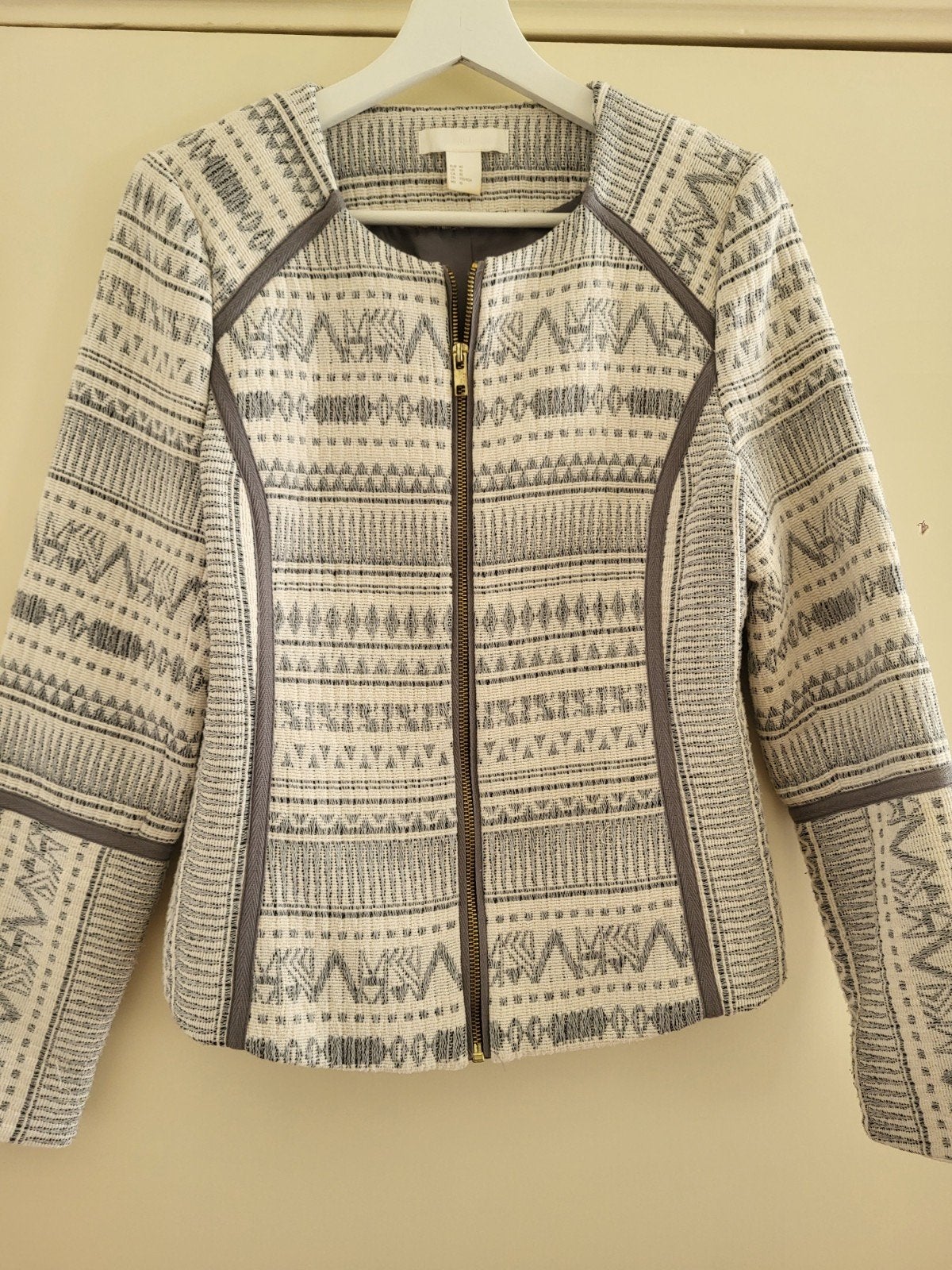 Jasje van H&M, Maat 38/40 (M), H&M, Verzenden, Zo goed als nieuw
