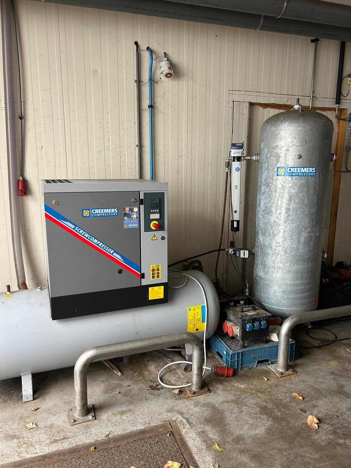 Grote Compressor, Doe-het-zelf en Verbouw, 100 liter of meer, Ophalen, Gebruikt, 6 tot 10 bar