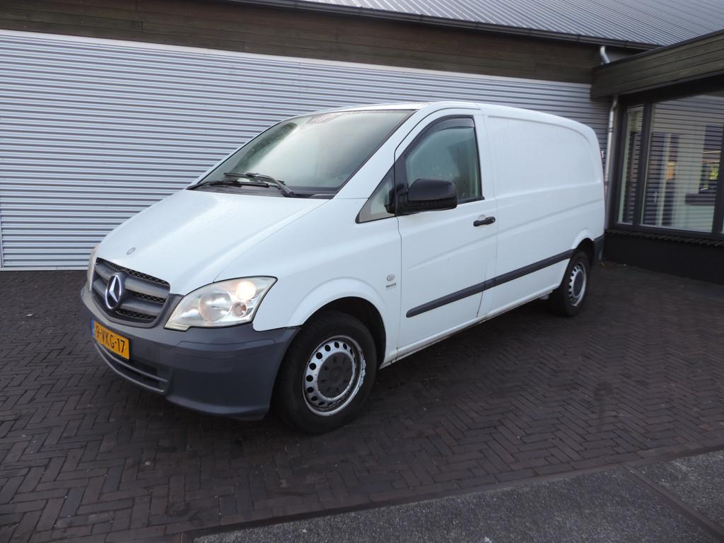 Mercedes-Benz Vito 110 CDI 320 (bj 2010), Auto's, Bestelauto's, 13 km/l, Euro 5, Gebruikt, Zwart