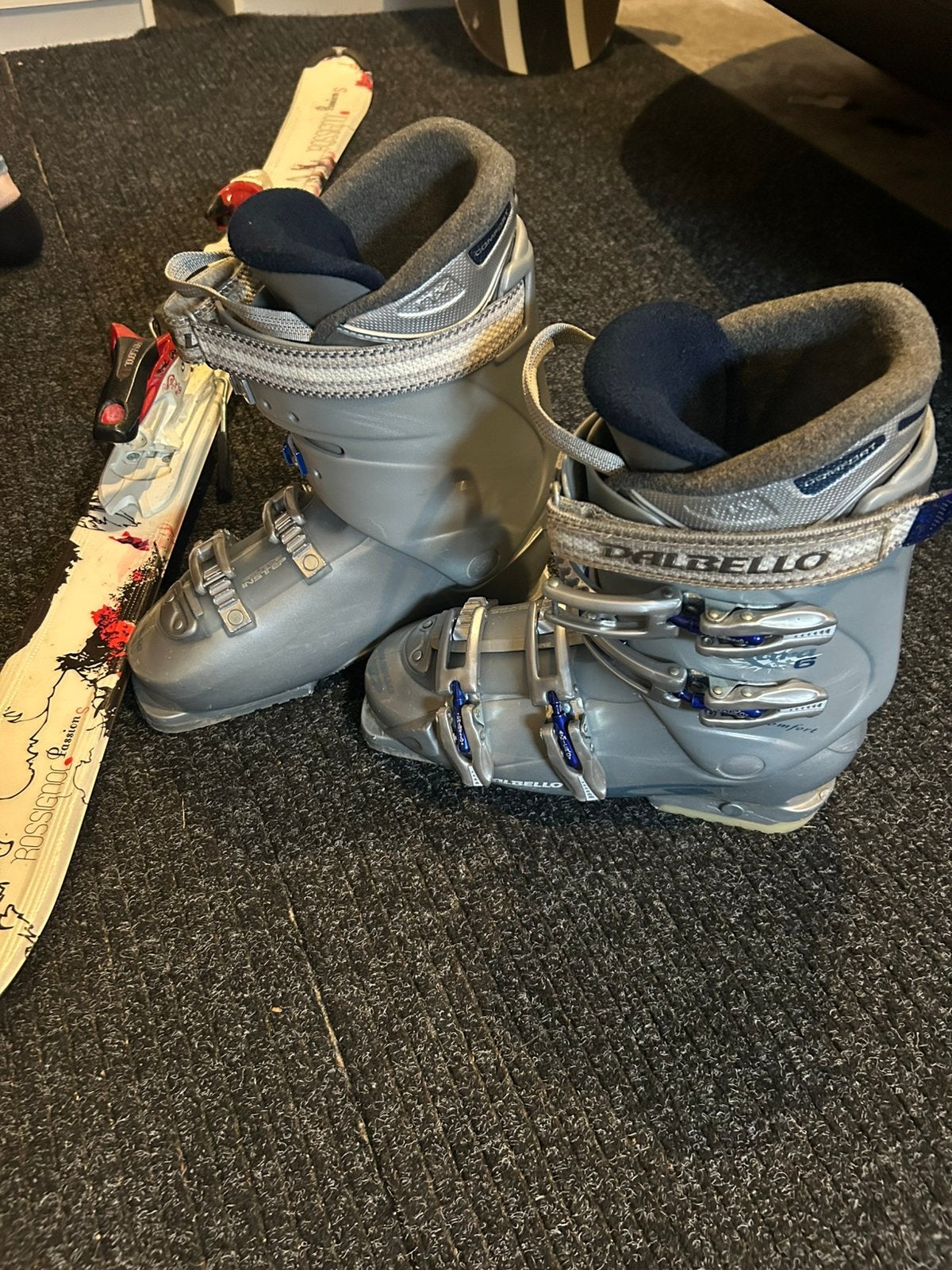 Skischoenen maat 26,5.  Maat 40 ongeveer, Ophalen, 160 tot 180 cm, Gebruikt, Schoenen