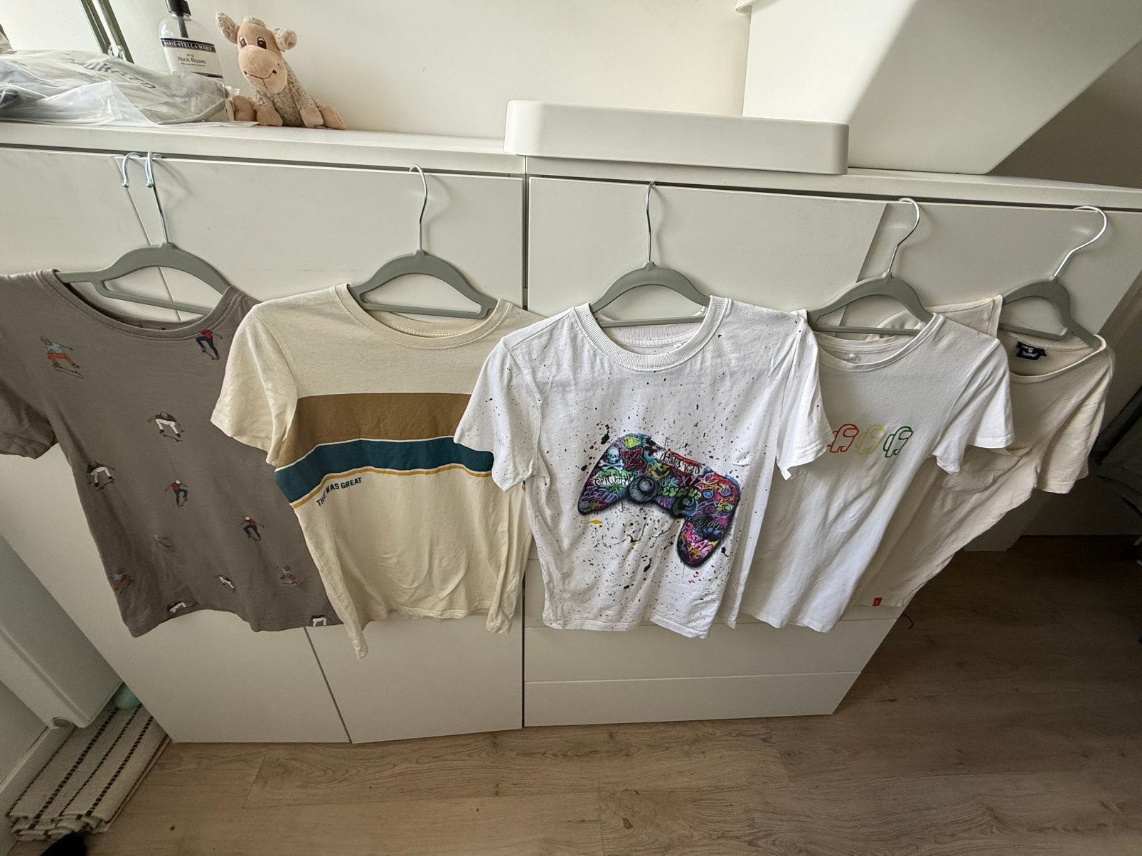 5 jongens T-shirts mt 146/152 | Name It, Among Us & Hummel, Ophalen of Verzenden, Gebruikt, Jongen, Shirt of Longsleeve