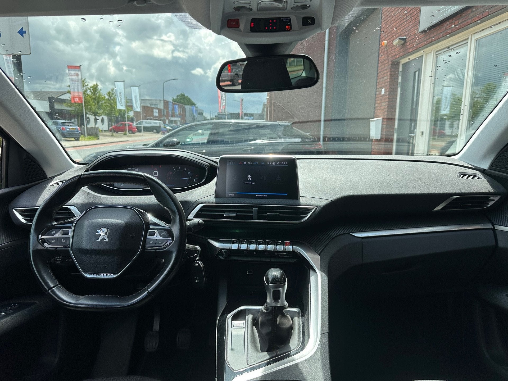 Peugeot 5008 1.2 PureTech Blue Lease Executive / Navi / PDC, Voorwielaandrijving, Stof, Gebruikt, 1199 cc
