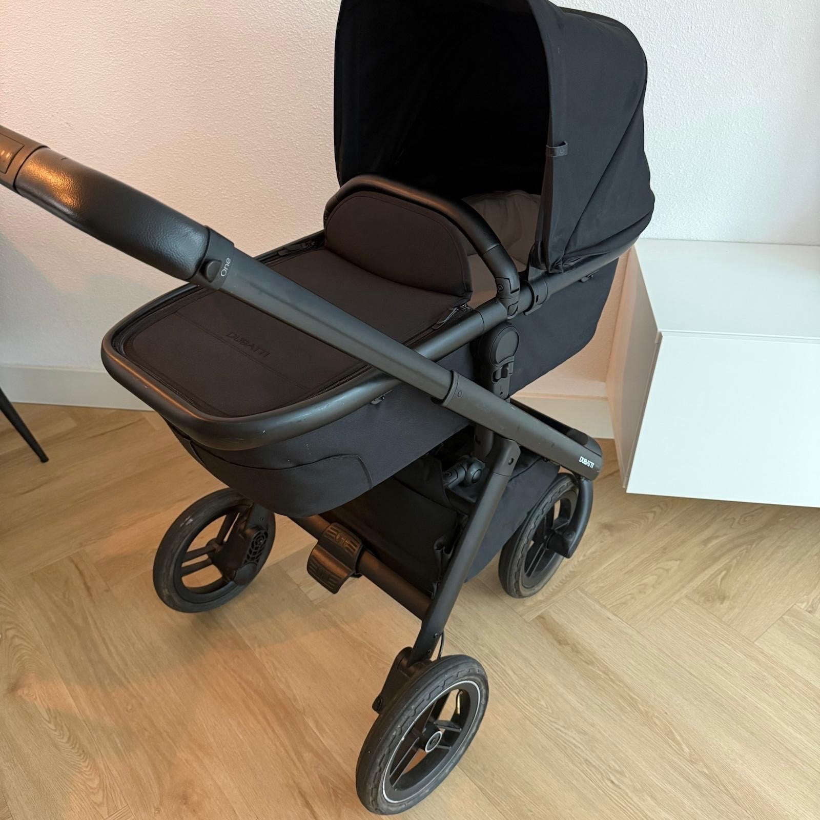 Maxi-Cosi Adorra Luxe Combiwagen met autostoeltje, Kinderen en Baby's, Kinderwagens en Combinaties, Ophalen of Verzenden, Zo goed als nieuw