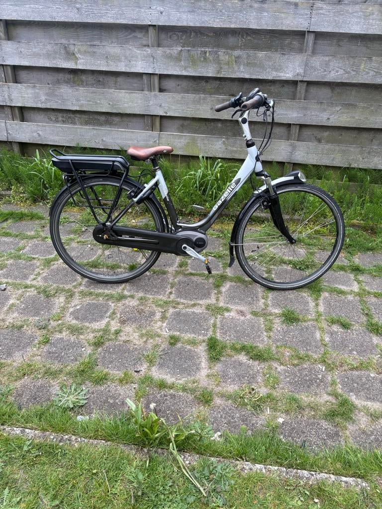 Gazelle elektrische fiets met Bosch motor  prijs 500 euro, Ophalen, Zo goed als nieuw, Gazelle