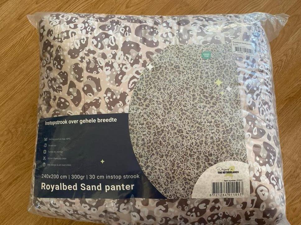Royalbed Sand panter dekbed 240x200, Beige, Dekbedovertrek, Ophalen of Verzenden, Nieuw