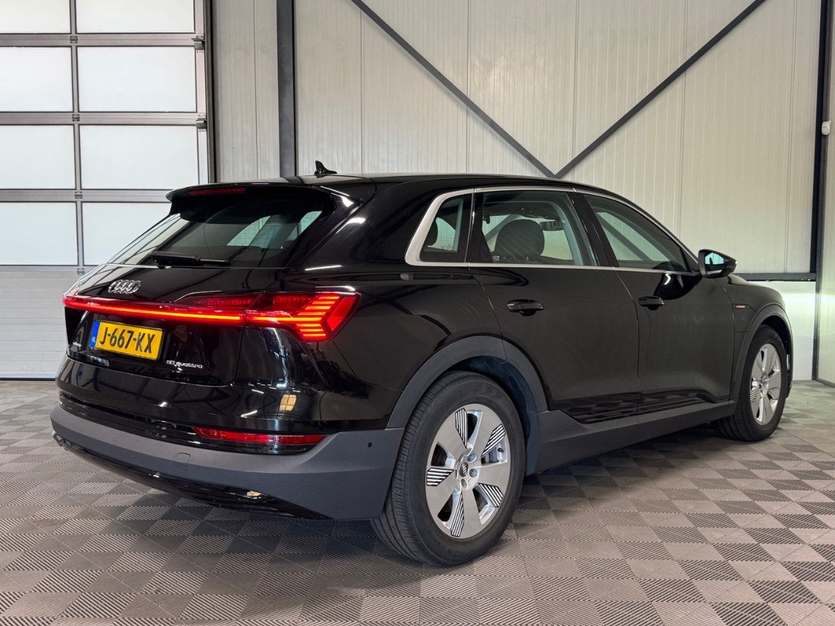 Audi e-tron 50 Quattro | Edition 71kWh | SoH 89% | Navi | Vi, Automaat, 0 cilinders, 71 kWh, Zwart