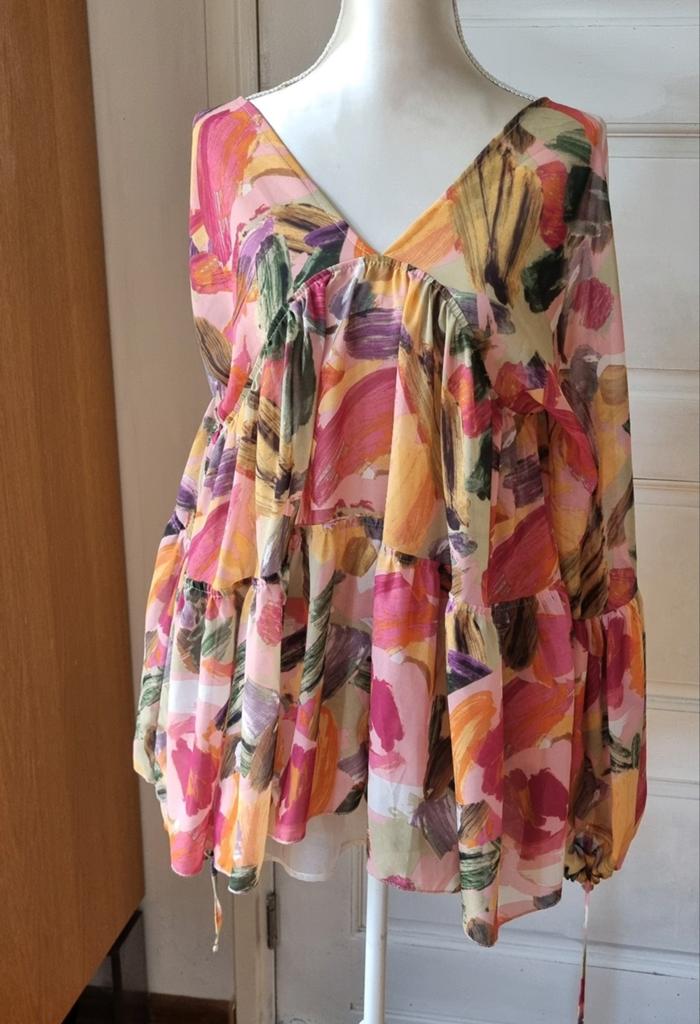 Kleurrijke blouse met V-hals en lange ballon mouwen Mt 38/40, Maat 38/40 (M), Ophalen of Verzenden, Roze, Onbekend