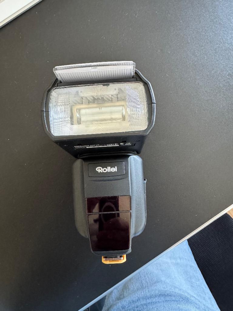 Rollei Flash Unit 56, Ophalen of Verzenden, Zo goed als nieuw, Overige merken, Kantelbaar