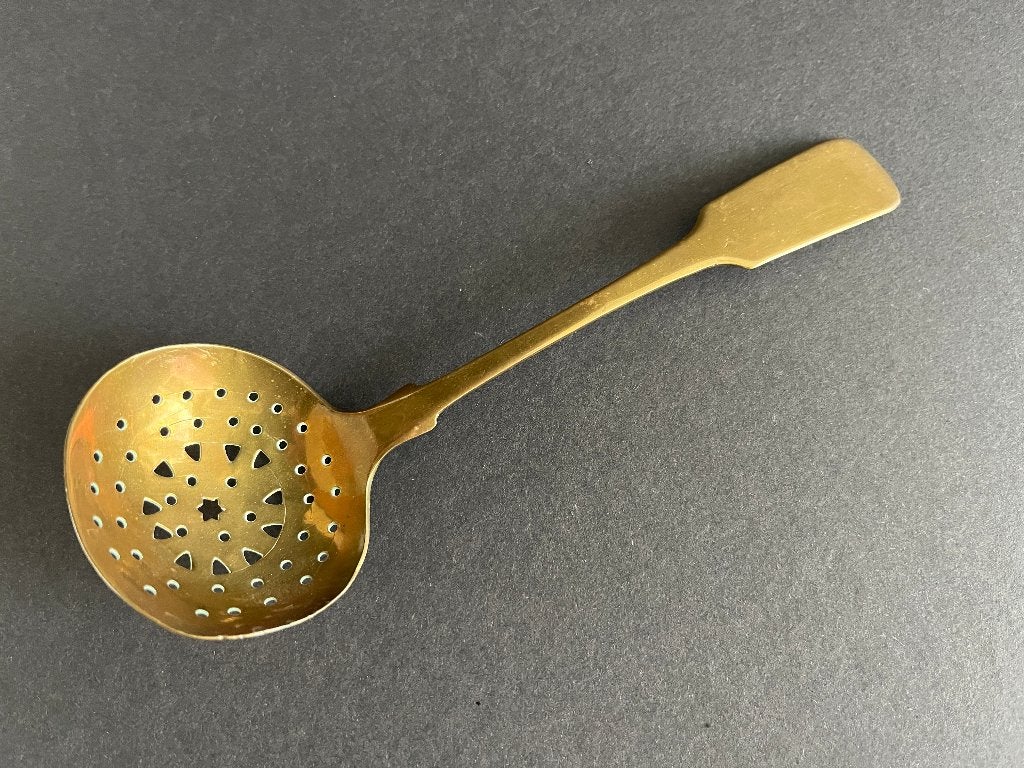 Antieke koperen theezeef in de vorm van een lepel., Ophalen of Verzenden