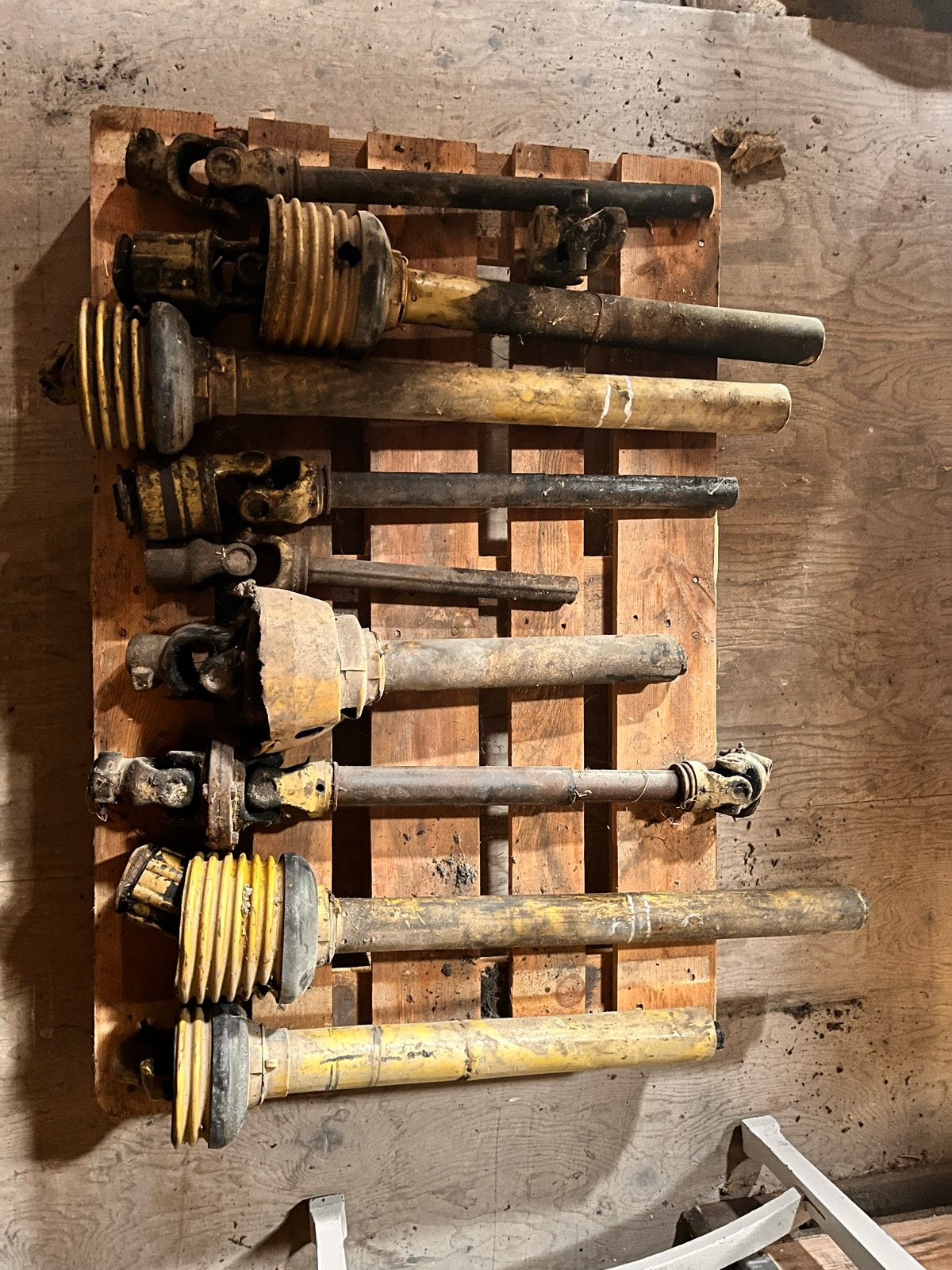 Diverse Aftakassen voor Landbouwmachines, Ophalen