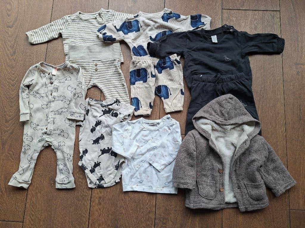 3 pakjes, 1 jas, 1 trui, 1 boxpak, 1 rompertje. Nieuwe/zgan., Overige typen, Nieuw, Ophalen of Verzenden, Feetje