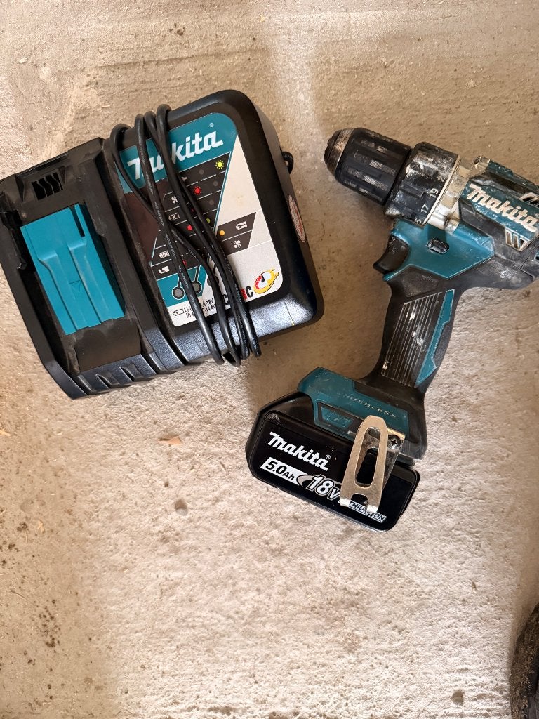 Makita schroefmachine, Doe-het-zelf en Verbouw, Ophalen, Gebruikt, Minder dan 400 watt, Boor- en Schroefmachine