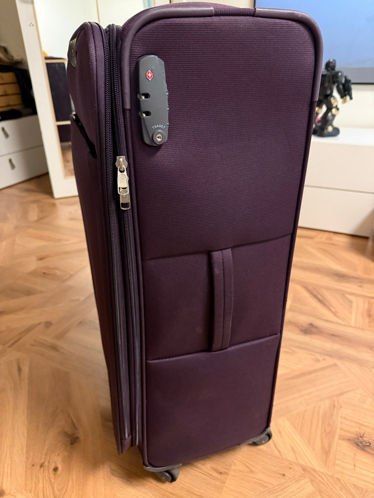 Samsonite Koffer - Paars met TSA slot en wieltjes, 40 tot 60 cm, 30 cm of meer, Gebruikt, Paars