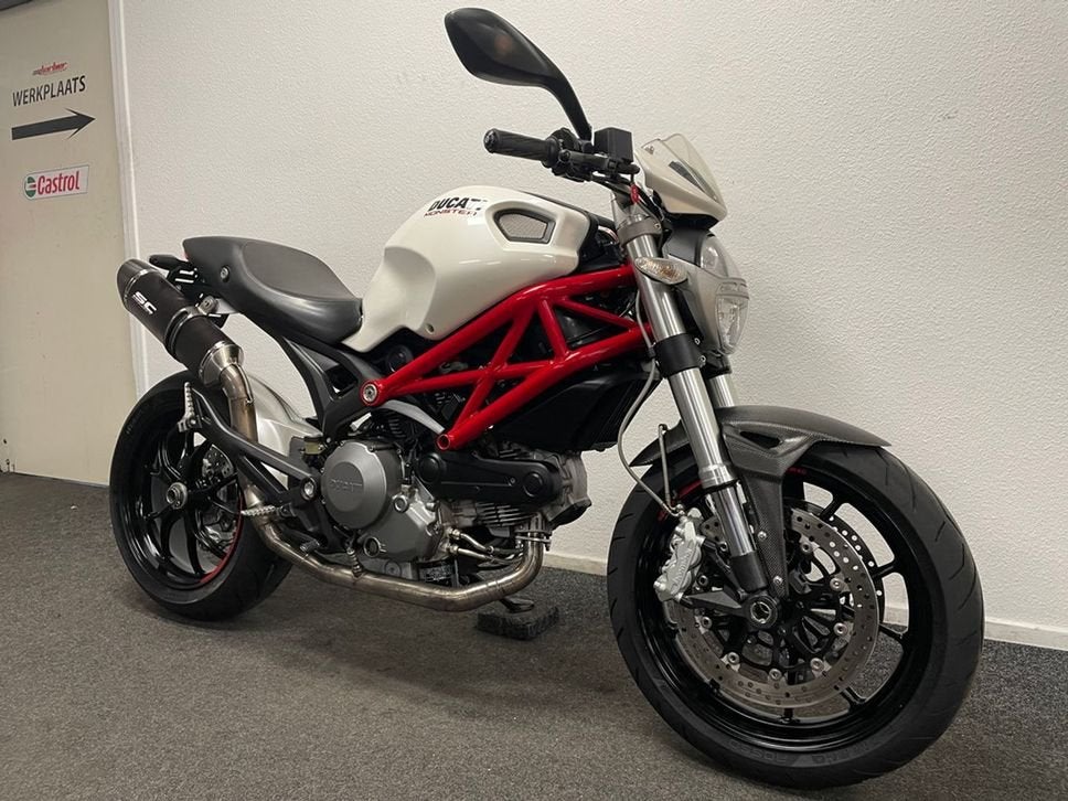 Ducati M 796 (bj 2026), 2 cilinders, Motorrijbewijs A, Bedrijf, Onbekend