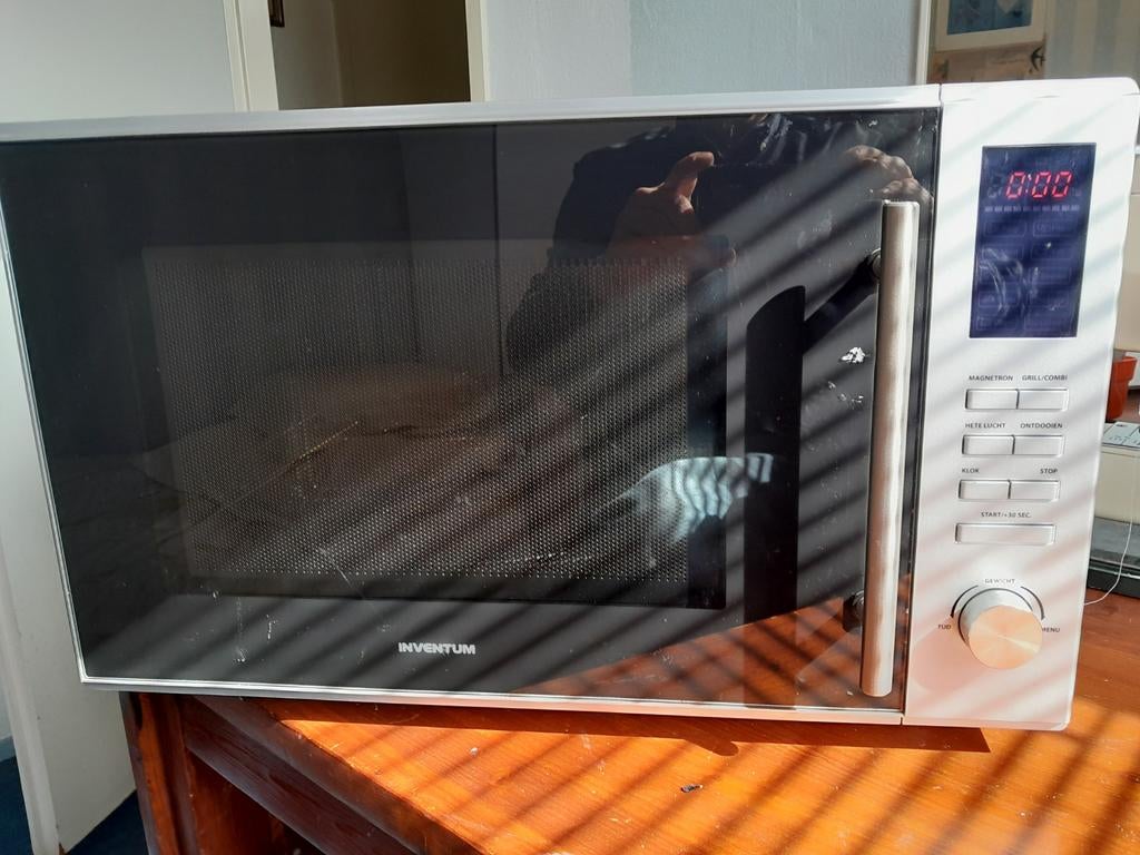 Combimagnetron - 30L - 900W - Hetelucht- en grillfunctie, Witgoed en Apparatuur, Magnetrons, Ophalen