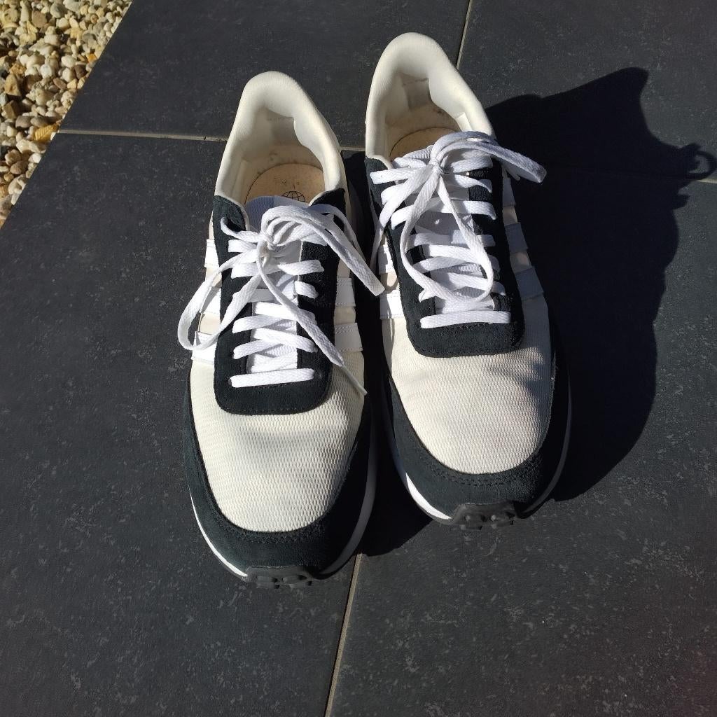 Sneakers Adidas, Ophalen of Verzenden, Zo goed als nieuw, Overige typen, Adidas