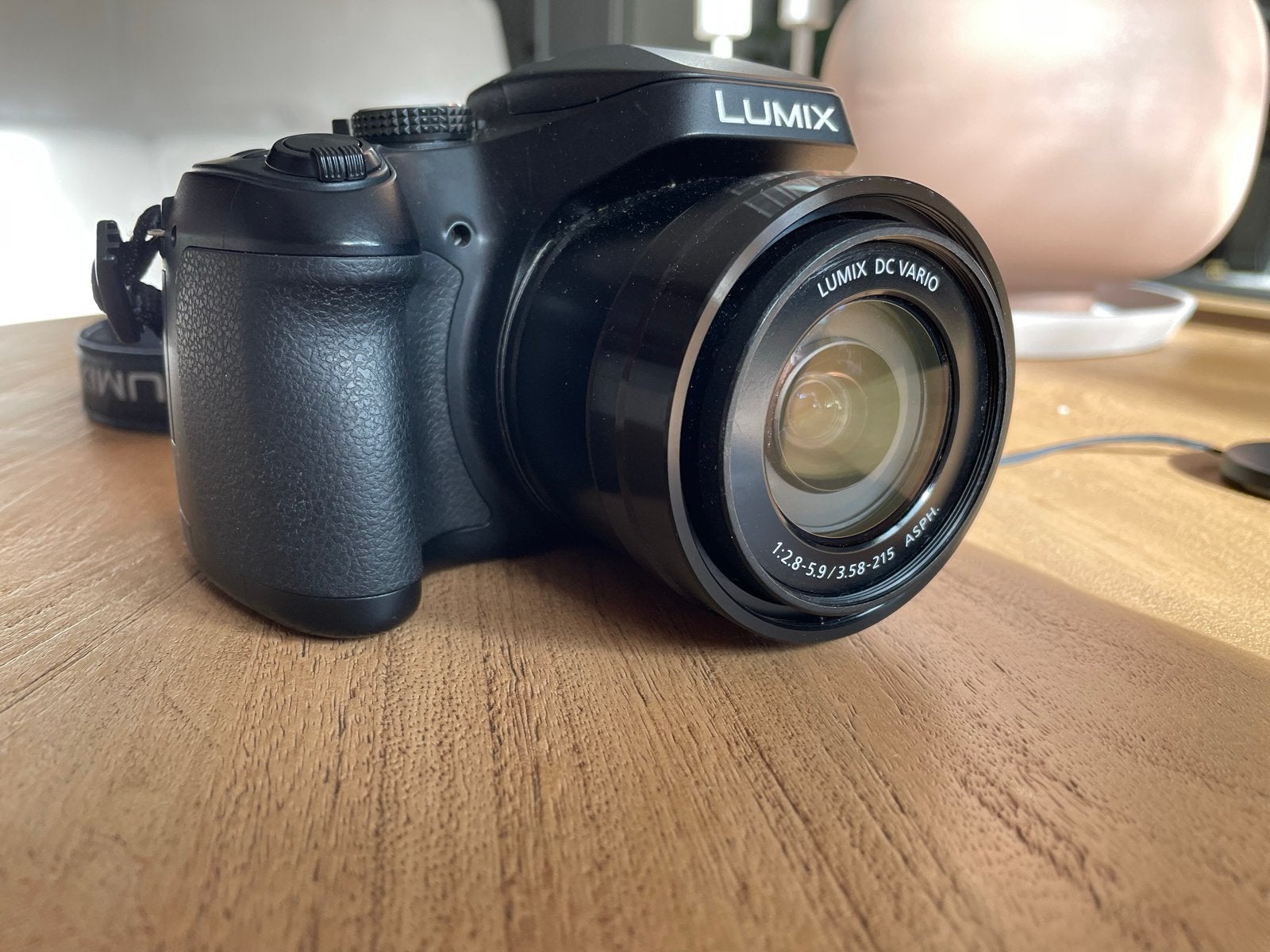 Panasonic DC-FZ82 4K Bridgecamera met 60x optische zoom, Panasonic, Accu, Ophalen of Verzenden, Zo goed als nieuw