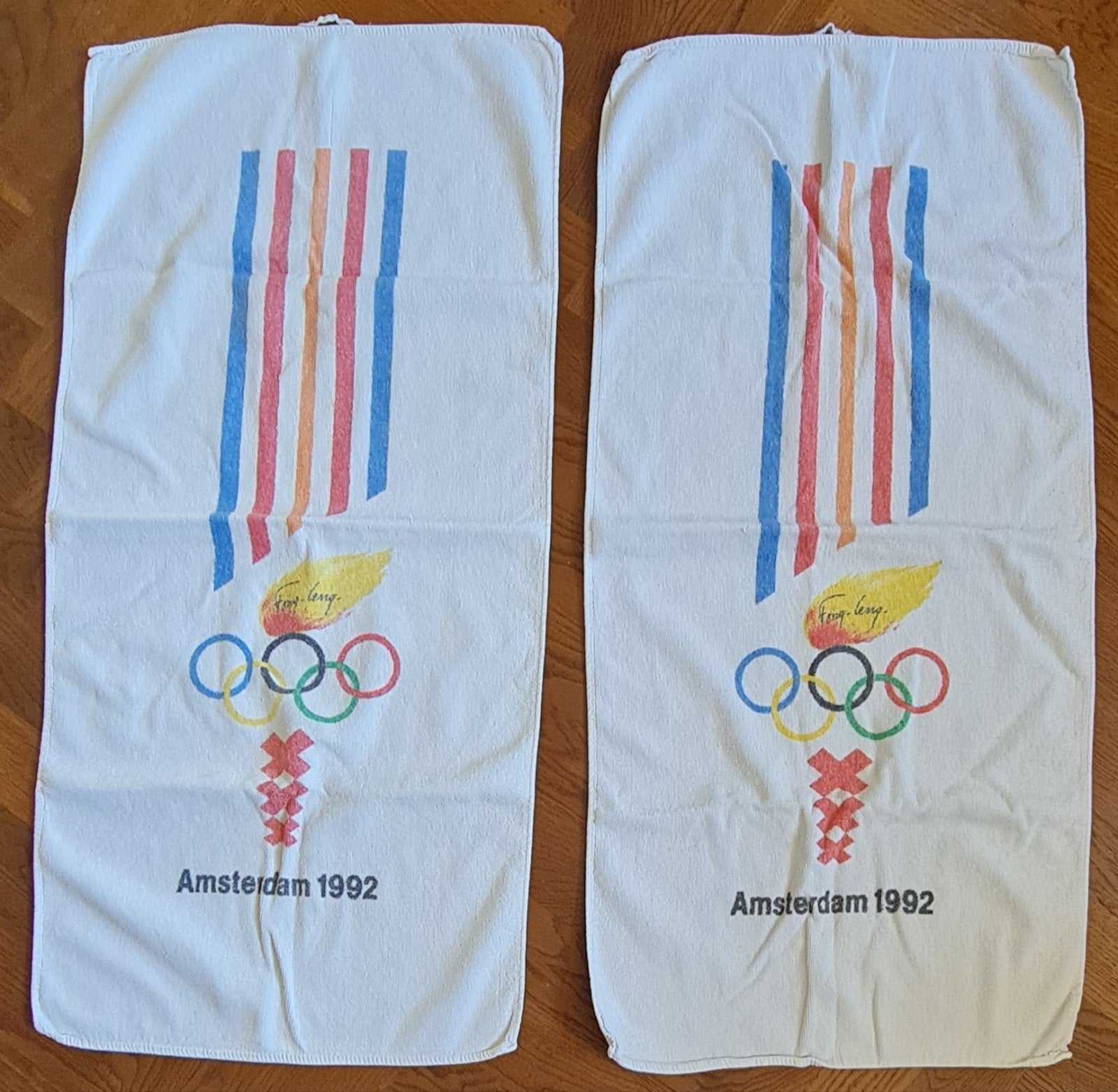 2 Vintage Amsterdam 1992 Olympische Spelen Handdoeken, Verzamelen, Ophalen of Verzenden, Gebruikt
