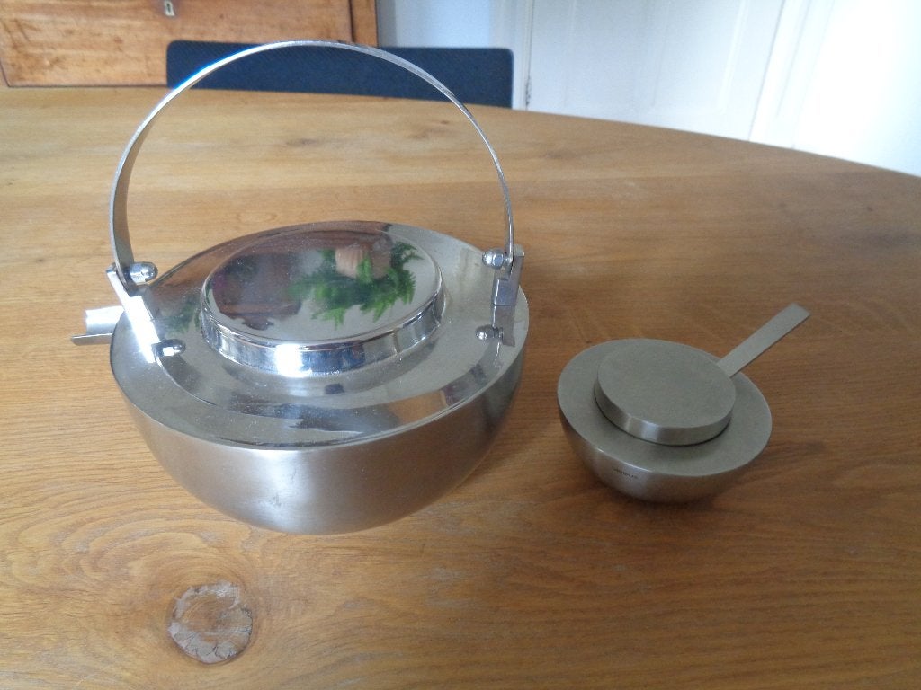 DESIGN:BLOMUS RVS theepot, suikerpotje + lepel, dienblad, Overige merken, Nieuw, Ophalen of Verzenden, Metaal