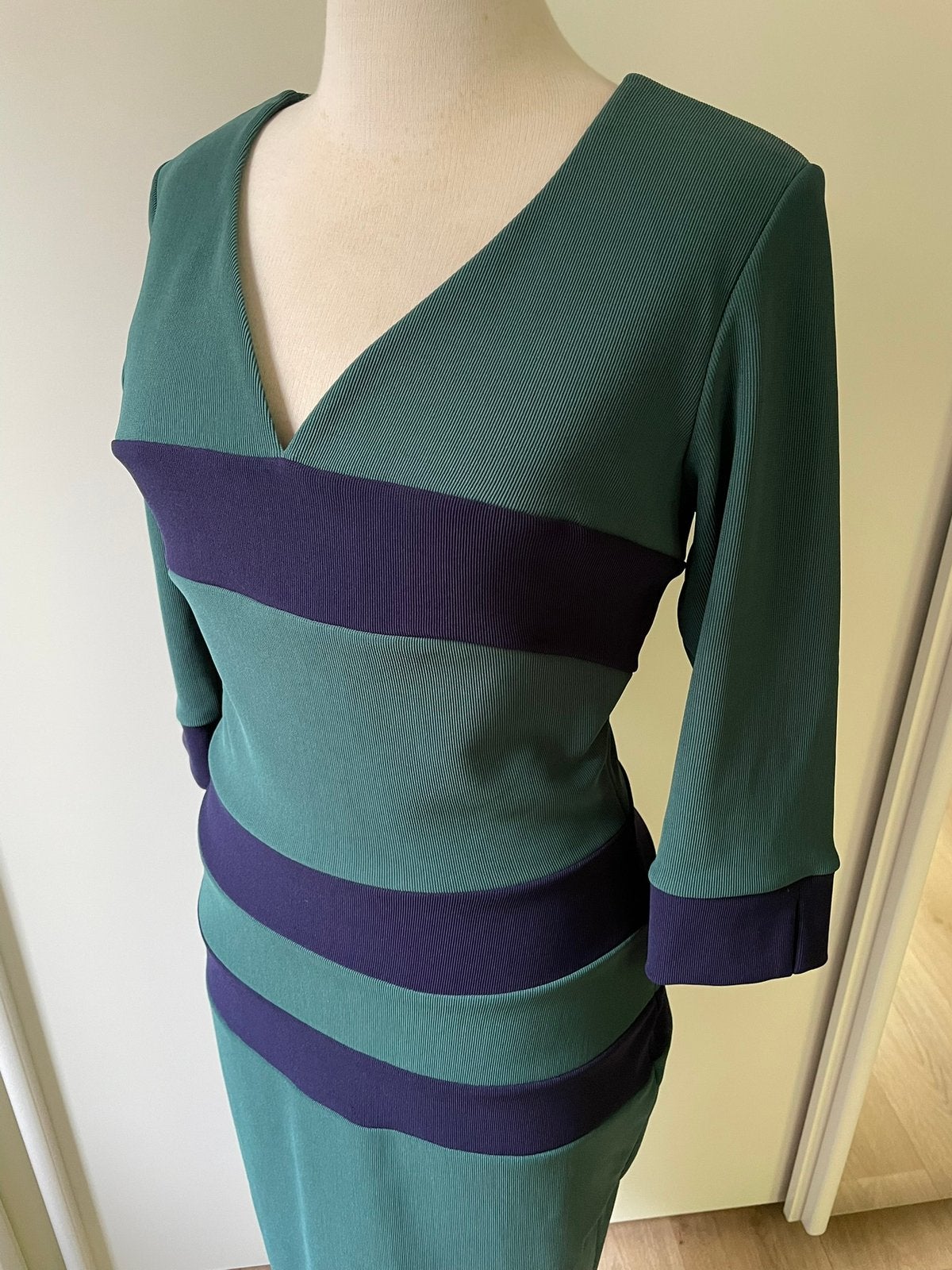 Diva Catwalk groene jurk met blauw, maat L (valt als M), Kleding | Dames, Maat 42/44 (L), Ophalen of Verzenden, Zo goed als nieuw