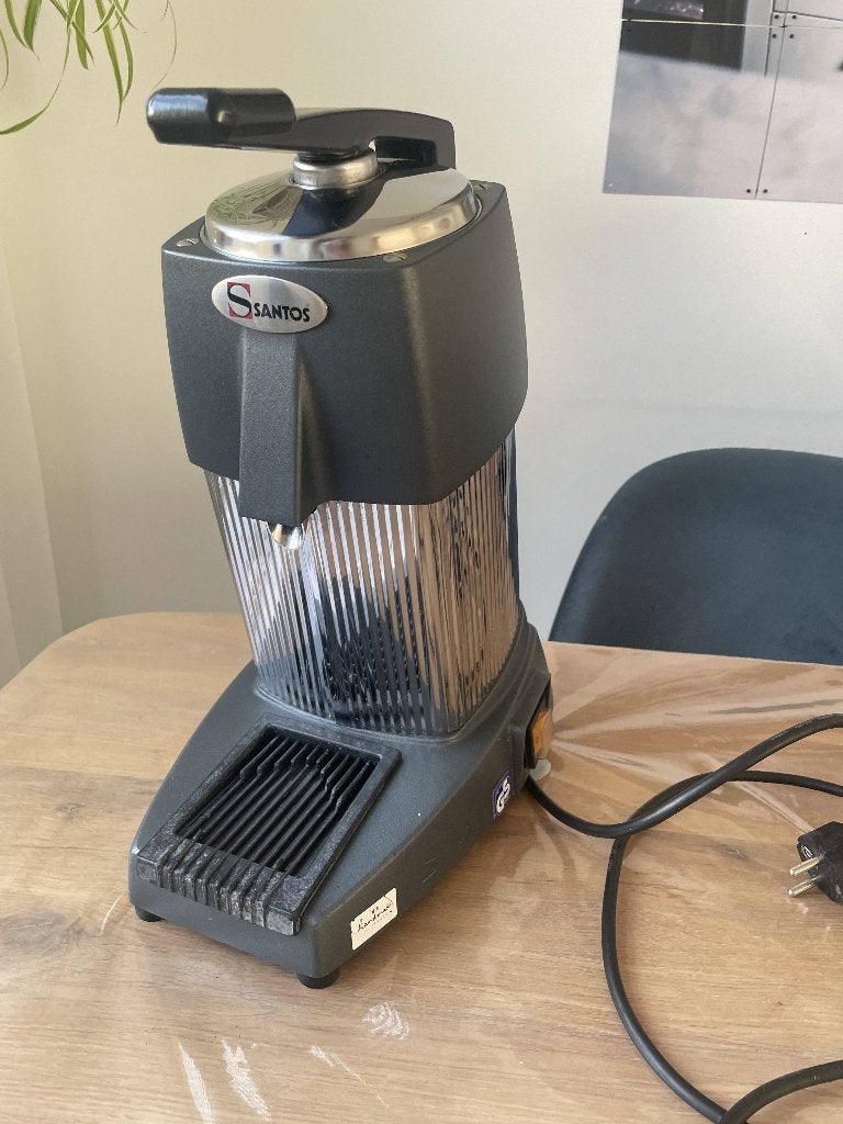 Santos Citruspers - juspers/sapcentrifuge gebruikt in horeca, Ophalen, Gebruikt, Elektrisch, Citruspers
