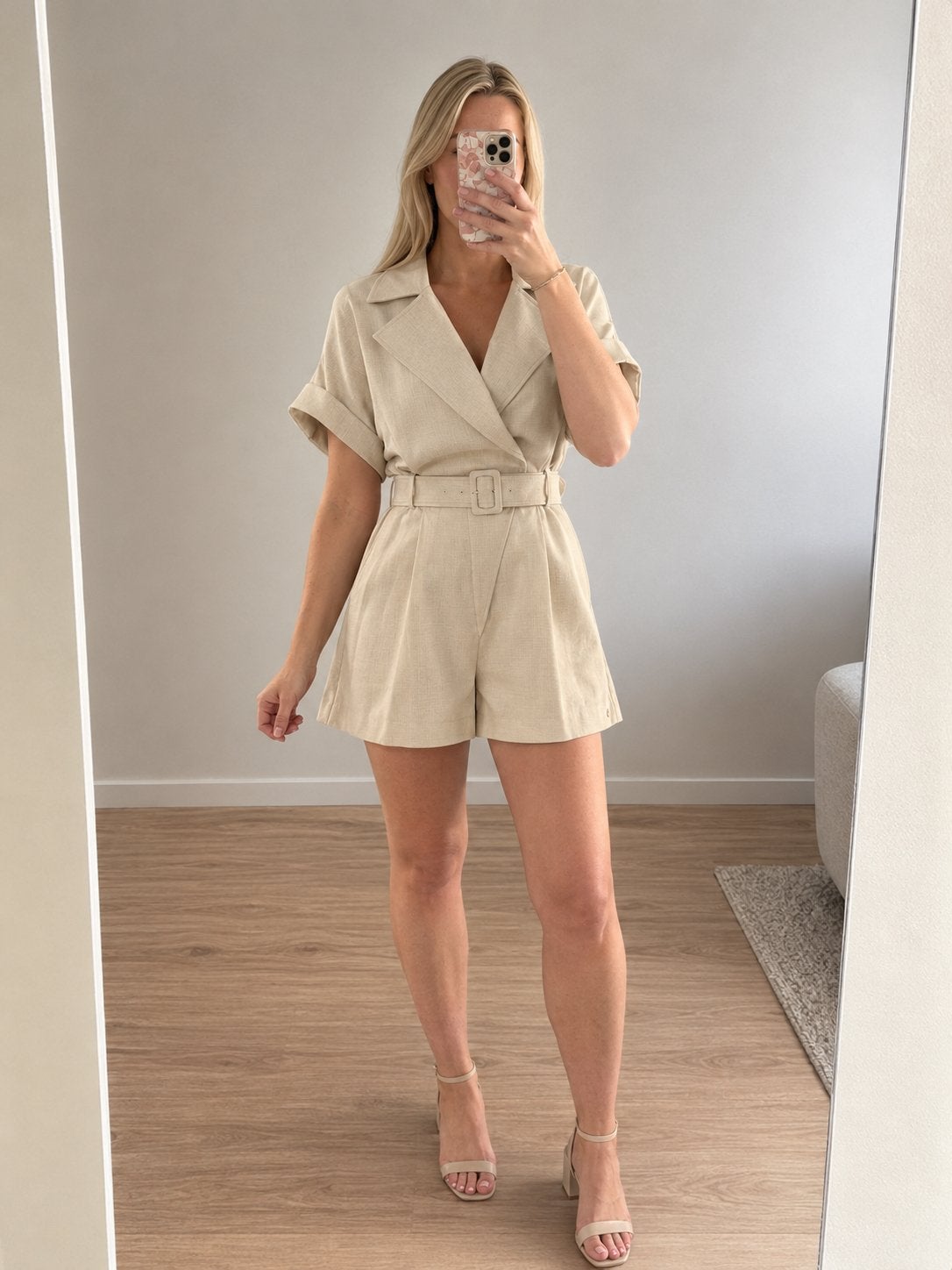 Lichtgele/ beige playsuit/ jumpsuit van Josh V, Ophalen of Verzenden, Gedragen, Maat 38/40 (M), Beige