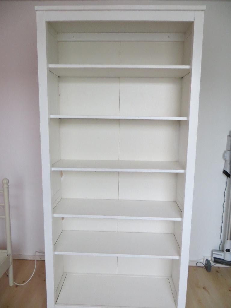 boekenkast/hout/IKEA/wit/kast, Ophalen, Met plank(en), Gebruikt, 50 tot 100 cm