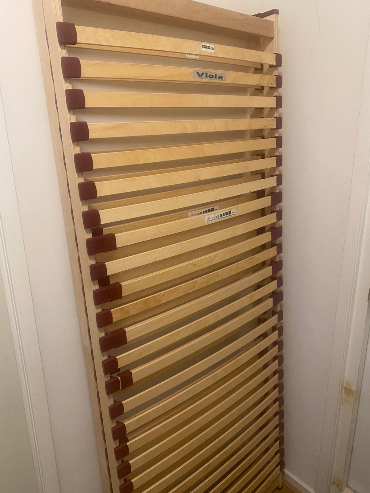 Gratis: 2x lattenbodem 80x200, Ophalen, Eenpersoons, Zo goed als nieuw, 80 cm