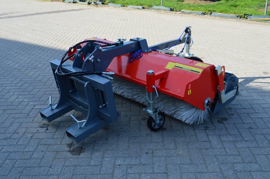 hemach Veegmachine met opvang en palletvork insteek, Zakelijke goederen, Machines en Bouw | Onderhoud en Reiniging