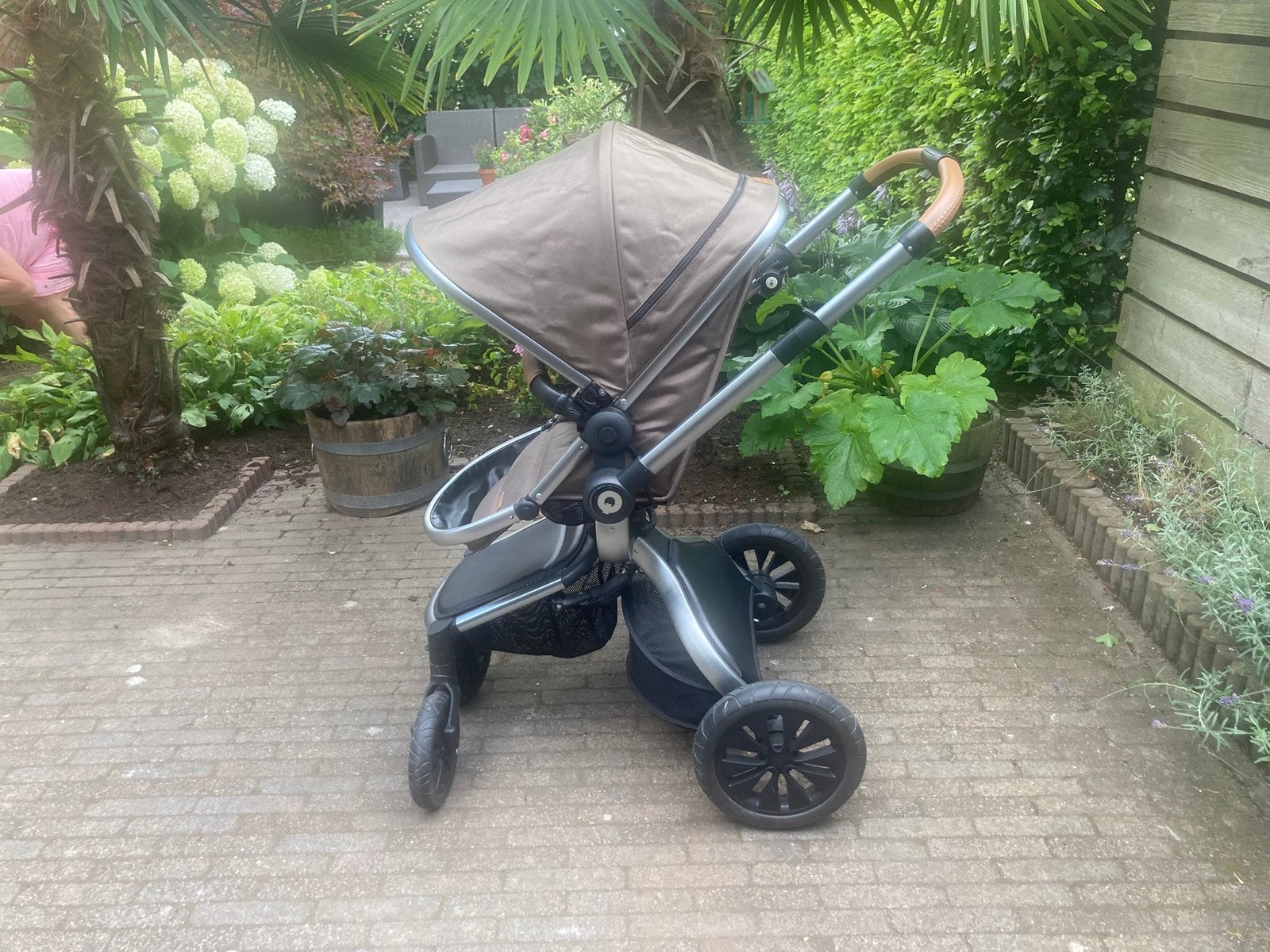 Kinder-/wandelwagen merk Qute, Zo goed als nieuw, Combiwagen, Verstelbare duwstang, Ophalen