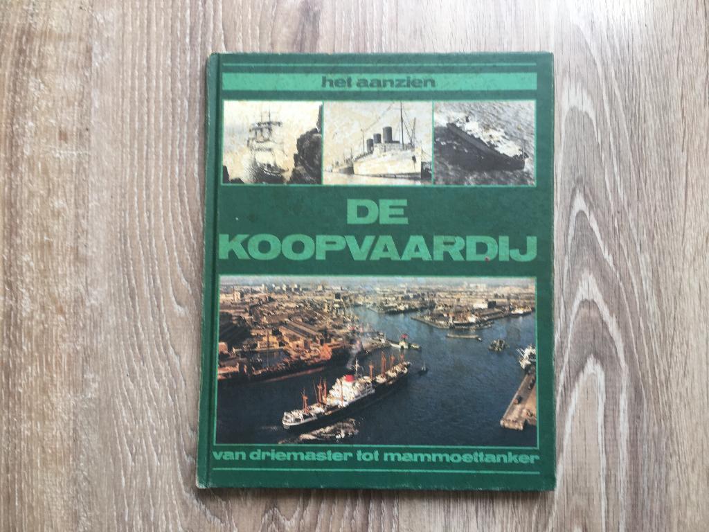 boek schepen koopvaardij veel schepen en informatie, Verzenden, Gebruikt, Zeilboot, Boek of Tijdschrift
