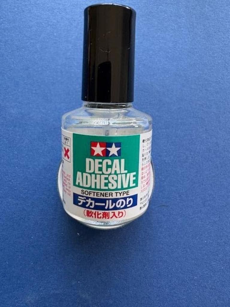 Tamiya	87193	Decal Adhesive (Softener Type), Hobby en Vrije tijd, Verzenden, Nieuw, Groter dan 1:32