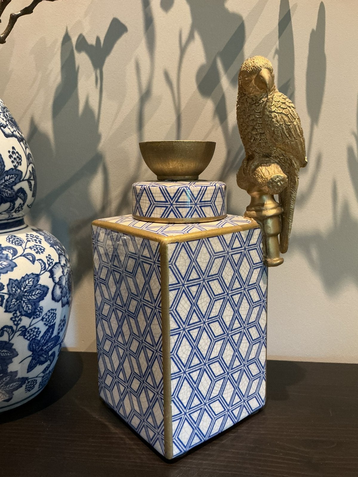 Decoratieve voorraadpot met gouden papagaai, Ophalen of Verzenden, Zo goed als nieuw
