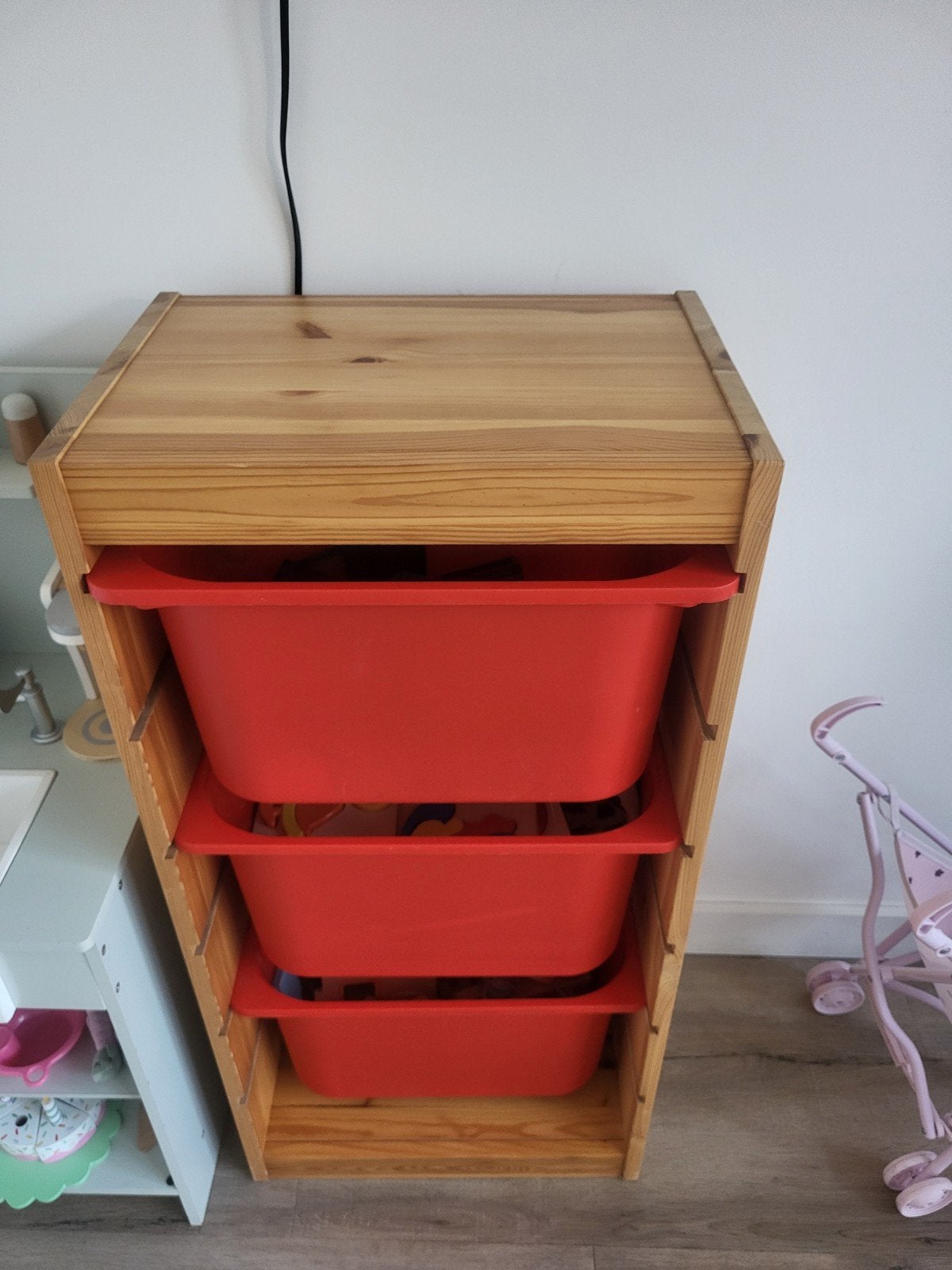 IKEA Trofast opbergkast met 3 rode bakken, Ophalen, Gebruikt, 75 tot 100 cm, Minder dan 50 cm