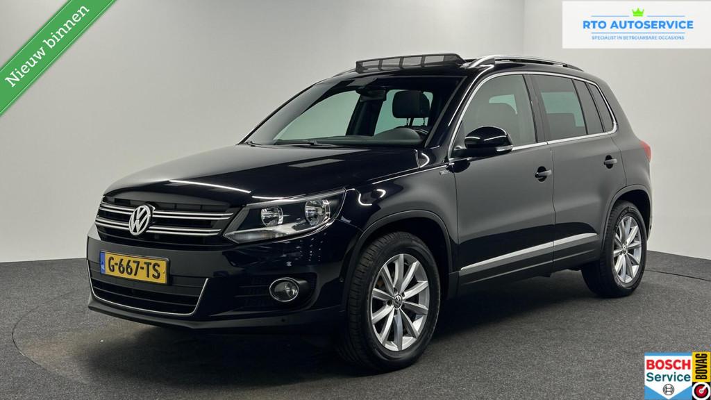 Volkswagen Tiguan 1.4 TSI Lounge PANO TREKHAAK NAVI ECC., Voorwielaandrijving, Gebruikt, Euro 6, 4 cilinders