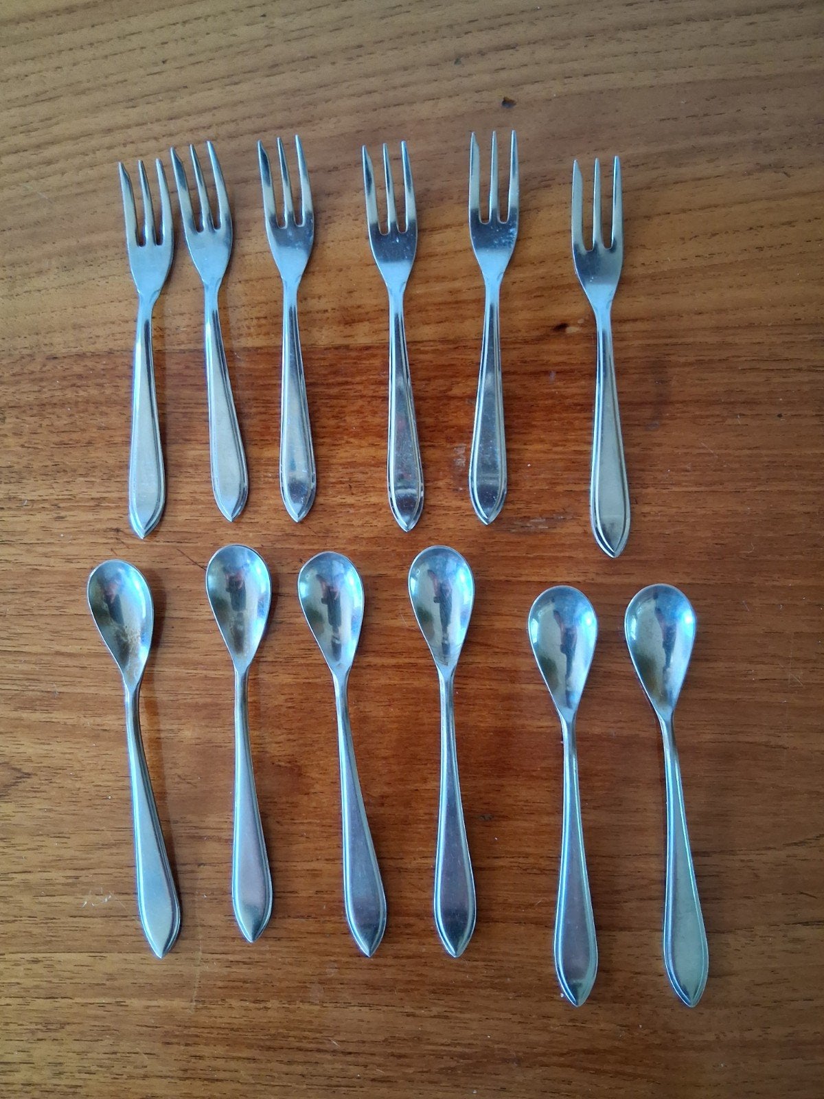 6 theelepels en 6 gebakvorkjes Sola GZ €8, Ophalen of Verzenden