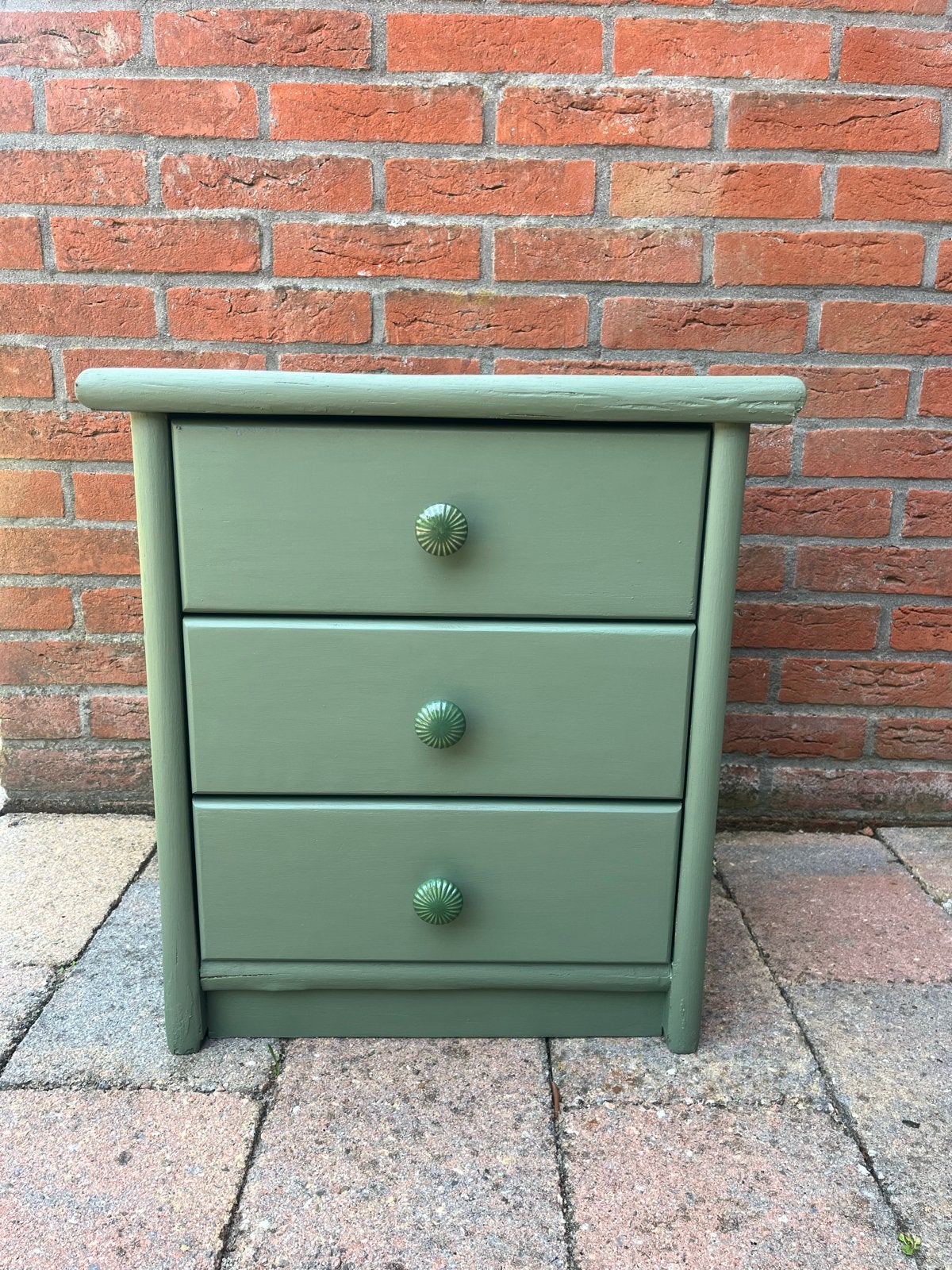 Groen nacht- of halkastje met 3 lades, Ophalen, Minder dan 50 cm, Gebruikt, 3 of 4 laden