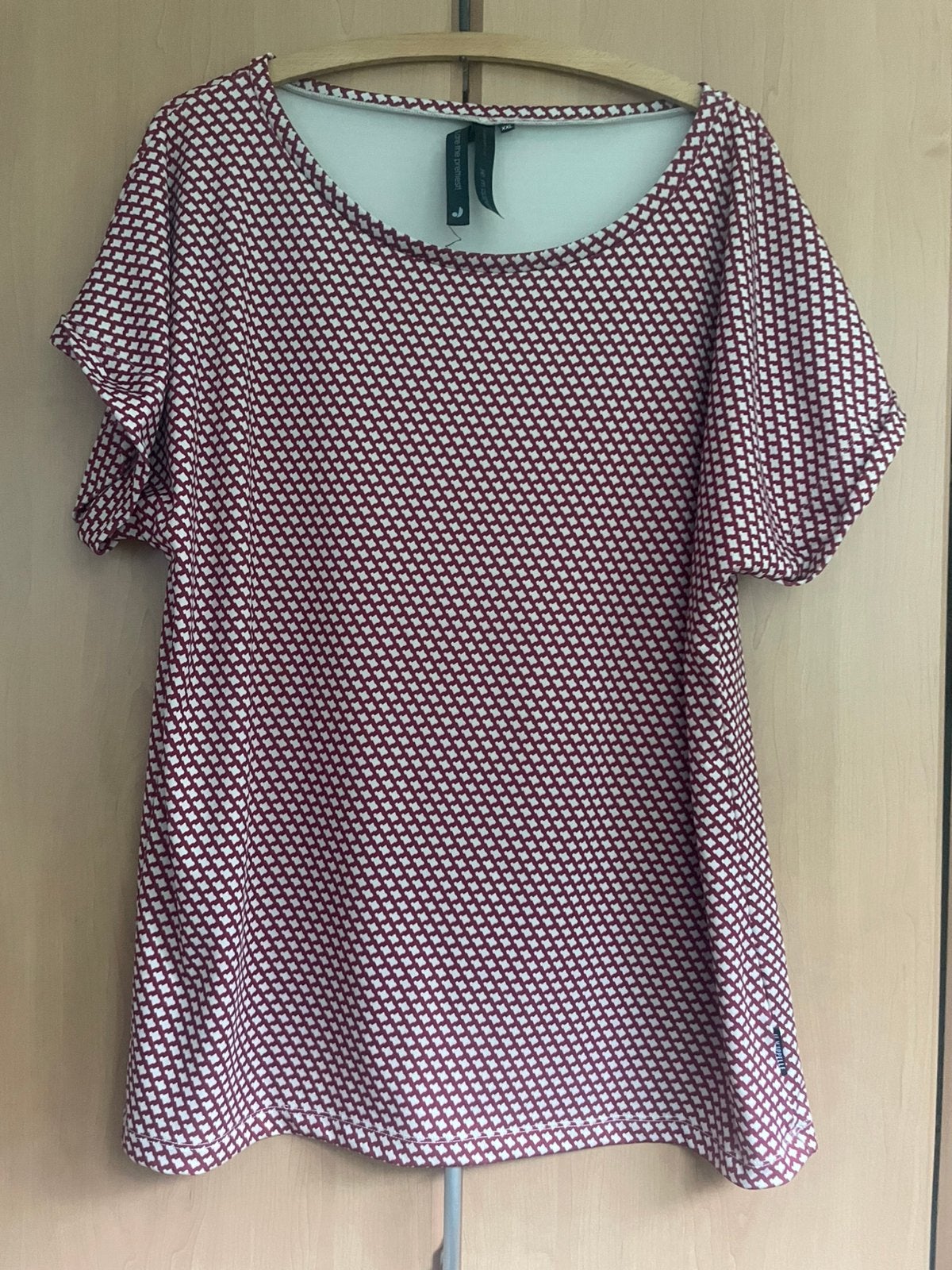 Je m’appelle shirt ruby red/ wit xxl 44, Kleding | Dames, Wit, Maat 42/44 (L), Ophalen of Verzenden, Zo goed als nieuw