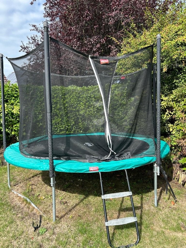 Foto 2 van BERG Favorit Trampoline 330 cm