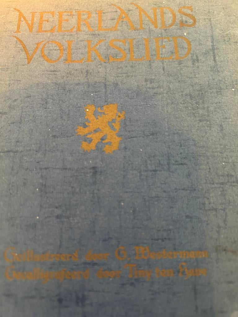 NEERLANDS VOLKSLIED 1941 UNIEK BOEKJE WO II, Ophalen of Verzenden, Gelezen