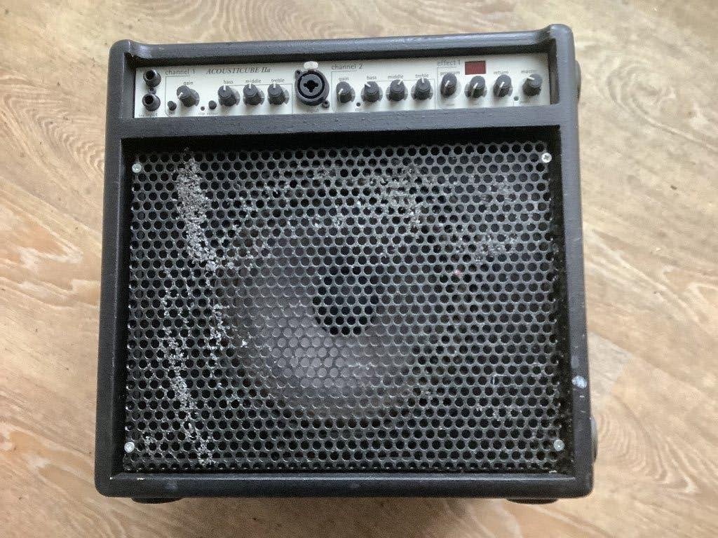 Aer acousticube IIa akoestische gitaar versterker, Muziek en Instrumenten, Versterkers | Bas en Gitaar, Ophalen, Gebruikt, Gitaar
