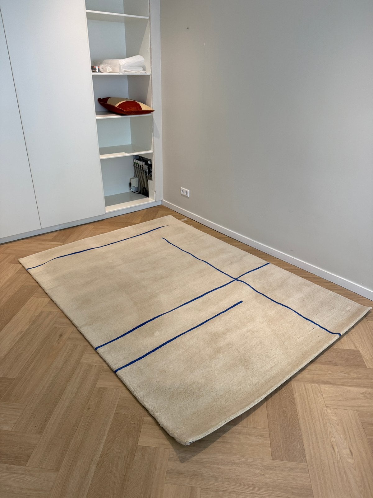 Foto 8 van Nieuw modern vloerkleed 170 x 240 twv €299