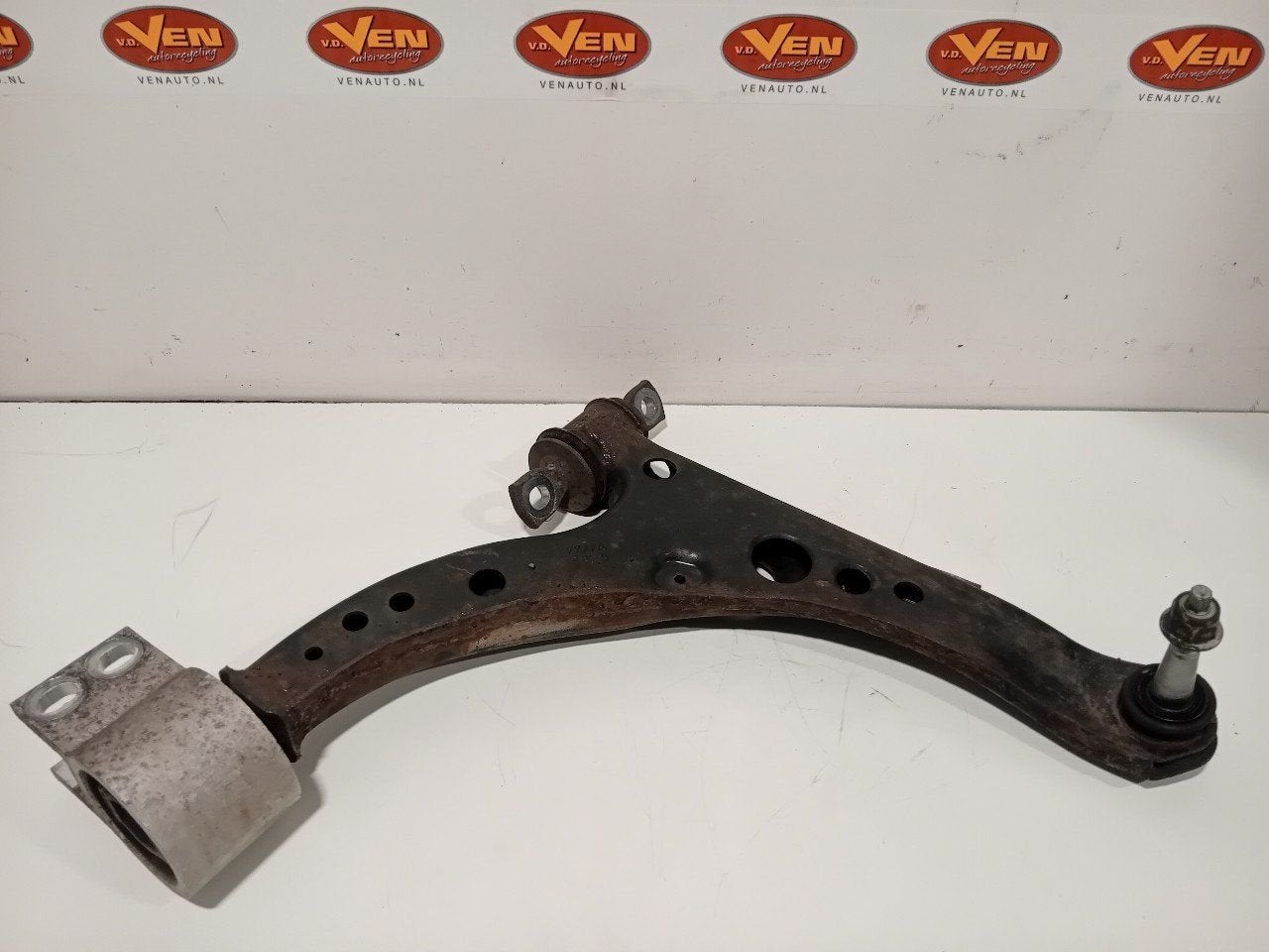 Draagarm rechts voor Opel Astra, Onderdelen@venauto.nl, Van der Ven Autorecycling B.V., Gebruikt, Ettenseweg 76, 4706 PB Roosendaal, The Netherlands